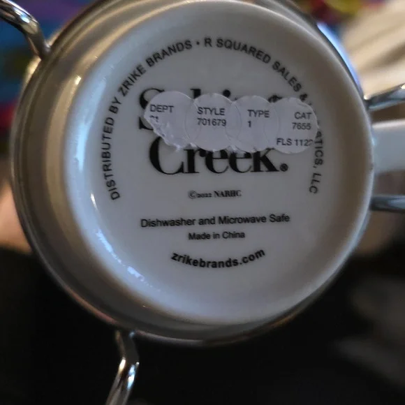 Schitt’s Creek Stackable Mug Set Metal Stand 4 Coffee Cups Quotes Portraits NWT - Picture 3 of 3